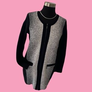 Chico’s black and white zip front mini sweater dress long sleeve size 0